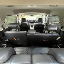 Tres corridas de asiento
